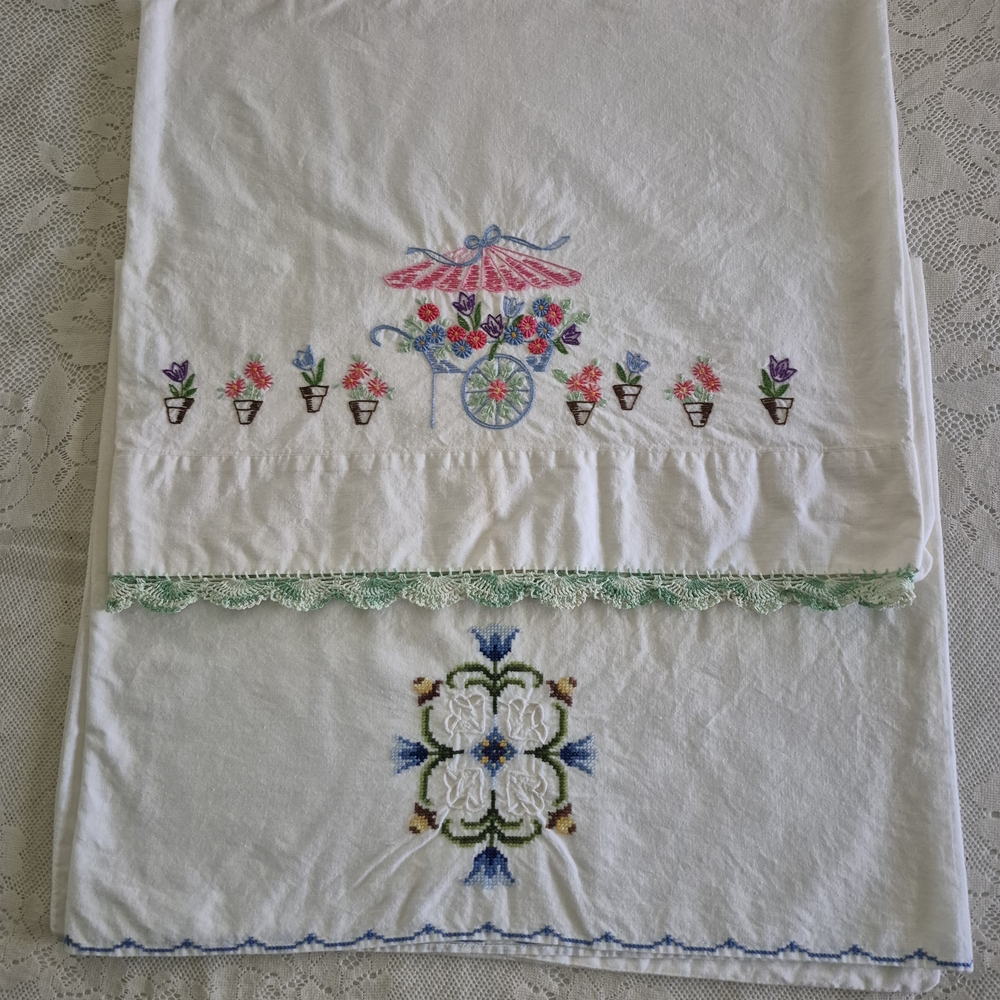 Embroidered White Pillowcase with Floral Design